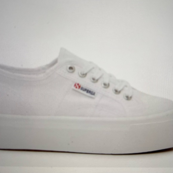 NWT Superga size 7.5 style #2790 platform sneaker - Picture 2 of 7